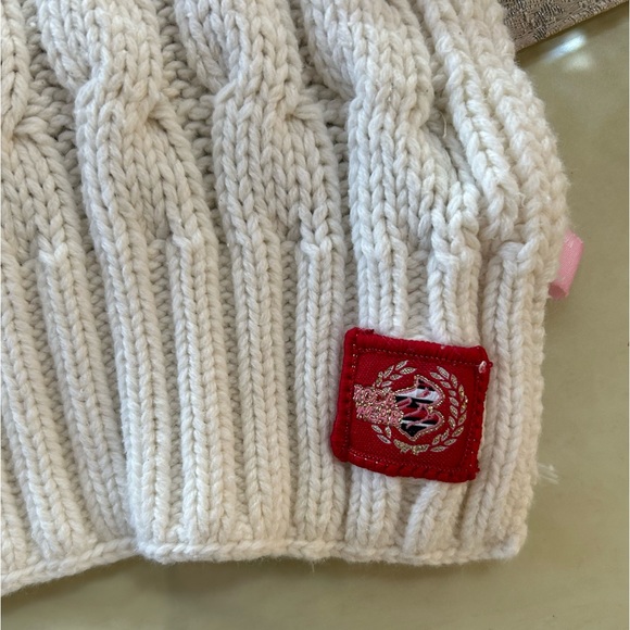 Rocawear Girl’s Scarf - Picture 2 of 9